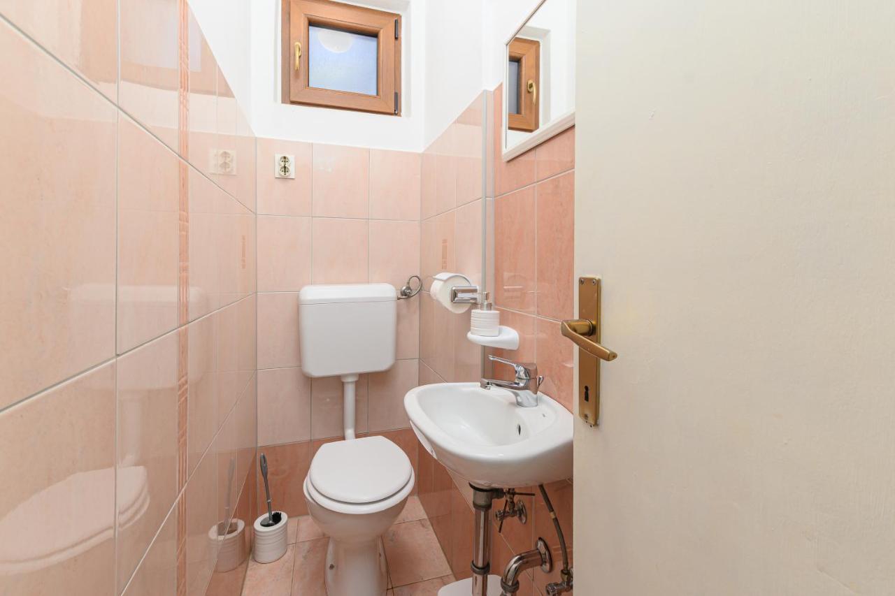Villa Carla With Private Pool & Kids Playground - Pet Friendly Mutvoran ภายนอก รูปภาพ
